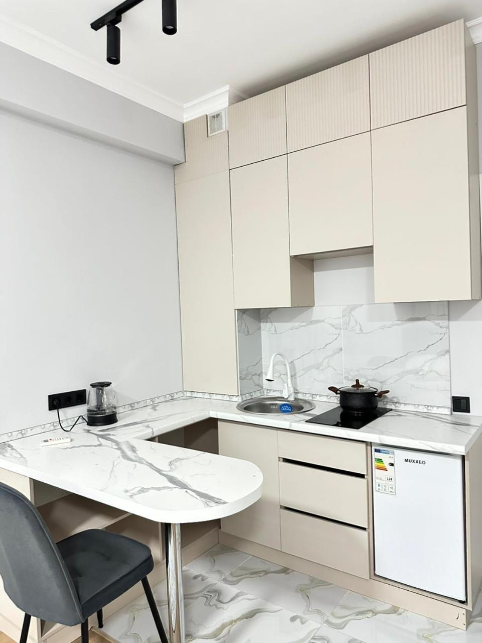 Апарт-Отель Amz Almatý Exterior foto